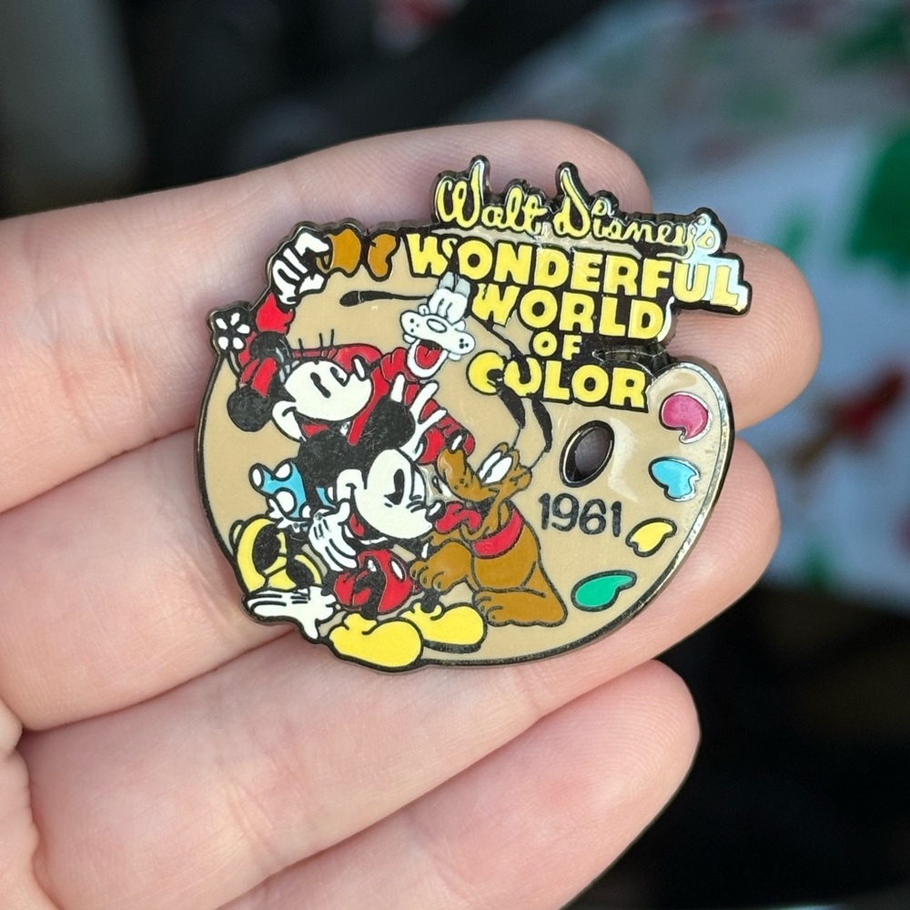 Disney Walt Disney’s Wonderful World of Color 1961 Vintage Collectible Pin